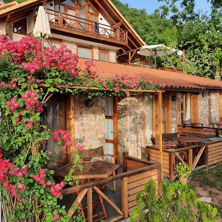 Robinson Sunset Guest House Ohrid Exterior photo